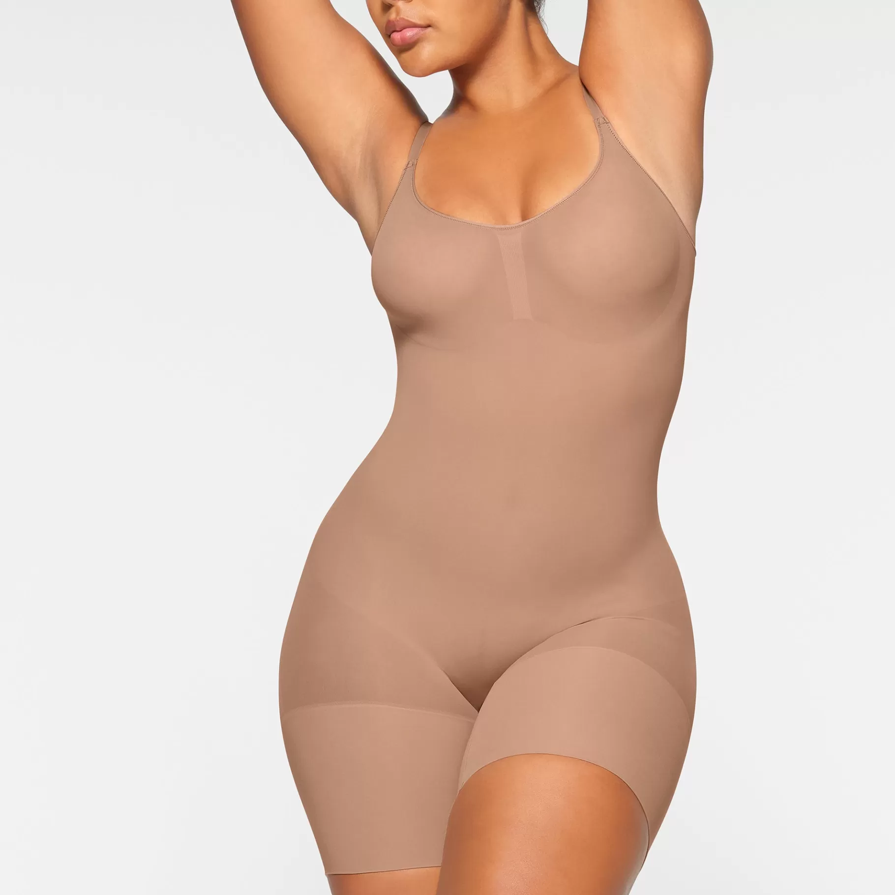 Skims shapewear bodysuits*EVERYDAY SCULPT MID THIGH BODYSUIT | SIENNA