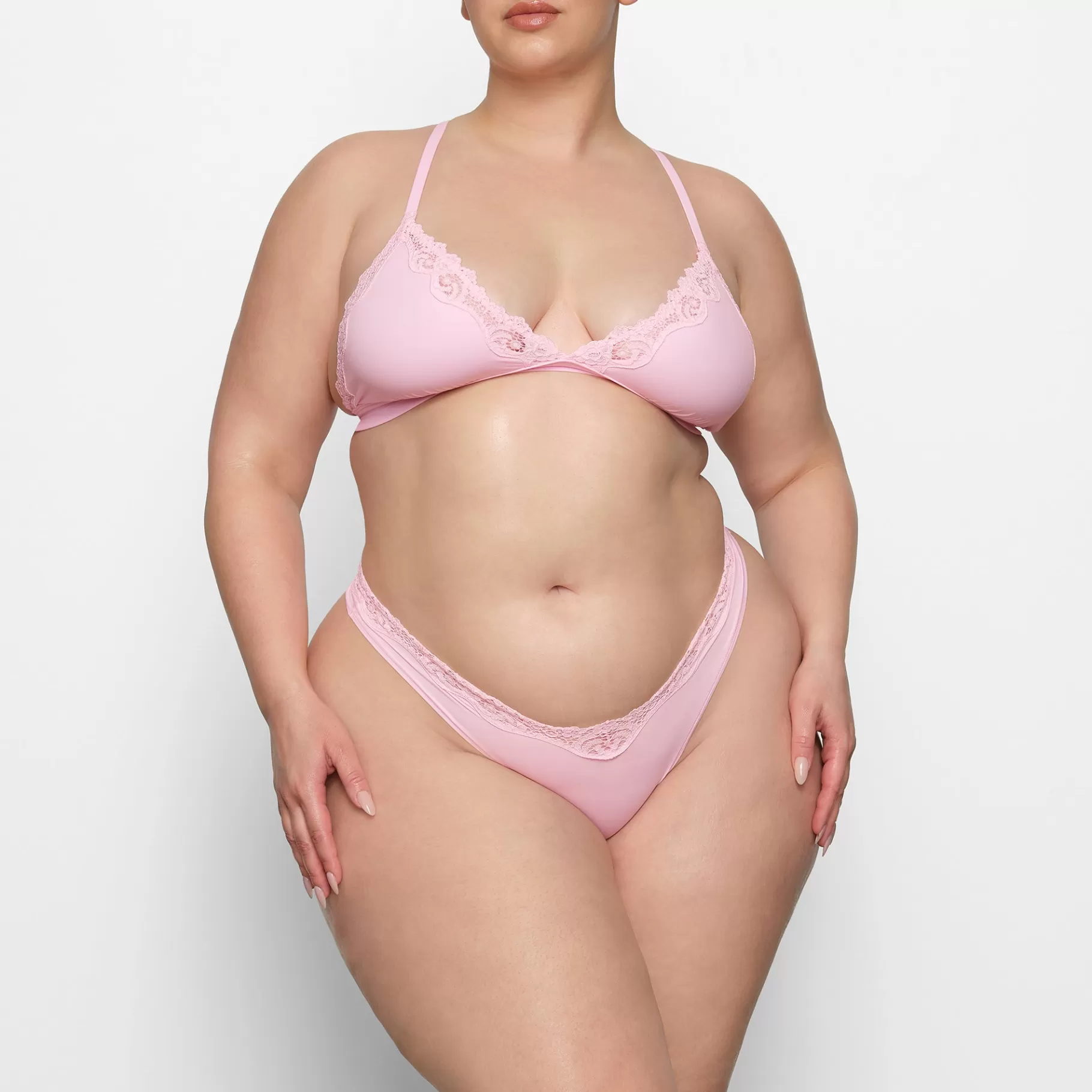 Skims *FITS EVERYBODY CORDED LACE DIPPED THONG | CHERRY BLOSSOM CHERRY+BLOSSOM