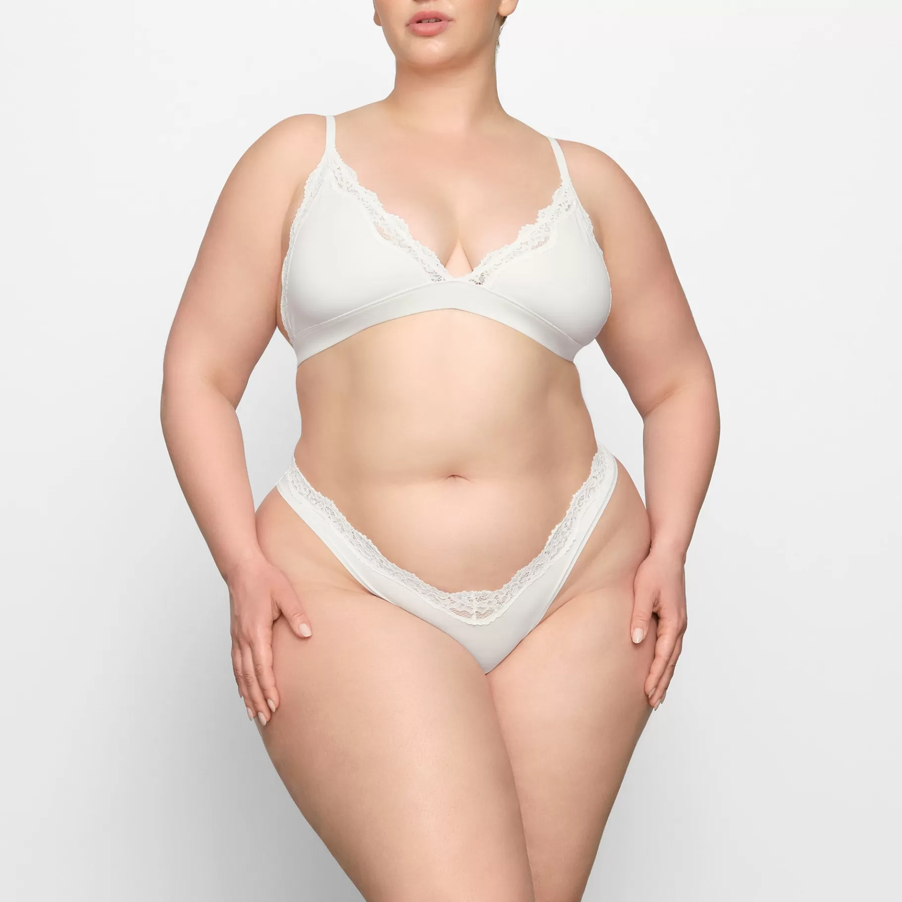 Skims plunge*FITS EVERYBODY CORDED LACE TRIANGLE BRALETTE | MARBLE