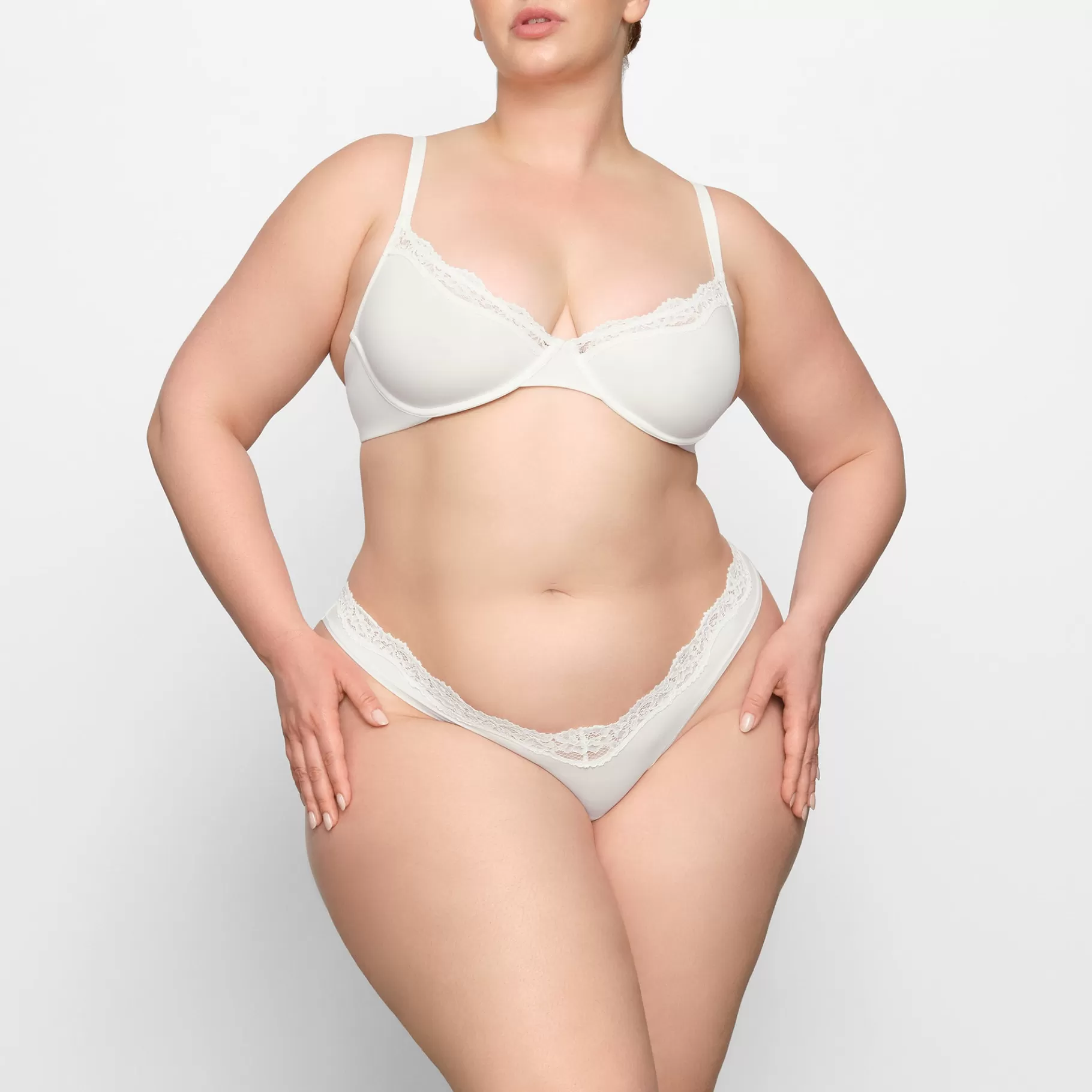 Skims lightly lined*FITS EVERYBODY CORDED LACE UNLINED SCOOP BRA | MARBLE