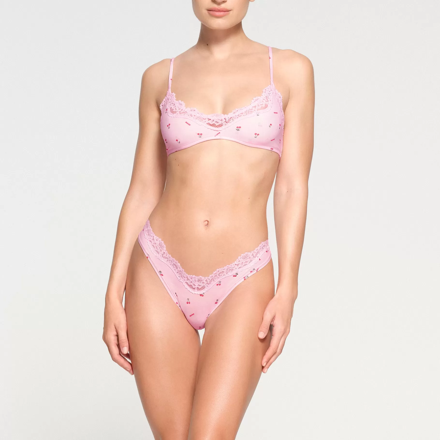 Skims *FITS EVERYBODY LACE SCOOP BRALETTE 2-PACK | FLAMINGO AND CHERRY PRINT FLAMINGO+AND+CHERRY+PRINT