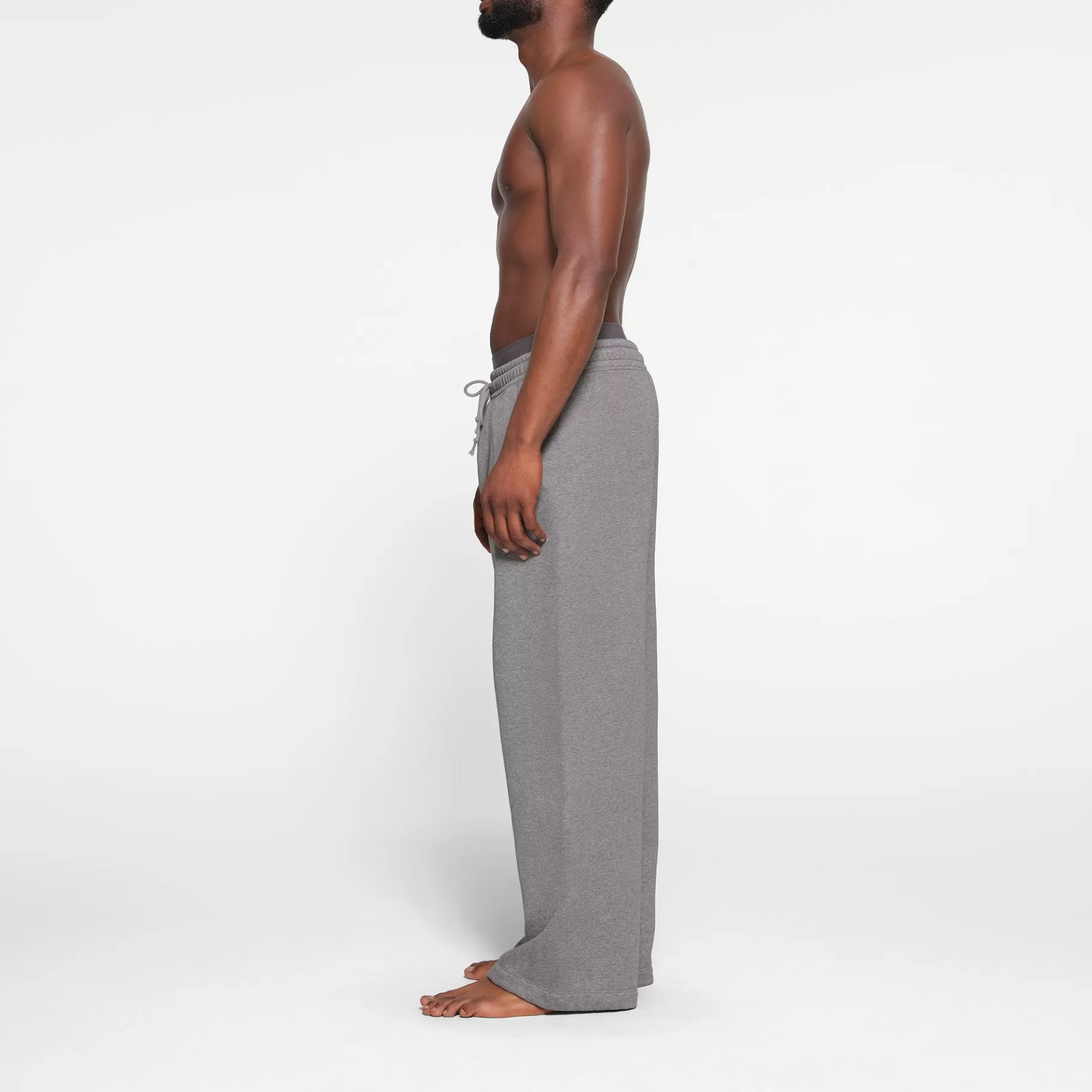 Skims bottoms*FLEECE LOUNGE MENS OVERSIZED STRAIGHT LEG PANT | DARK HEATHER GREY DARK+HEATHER+GREY